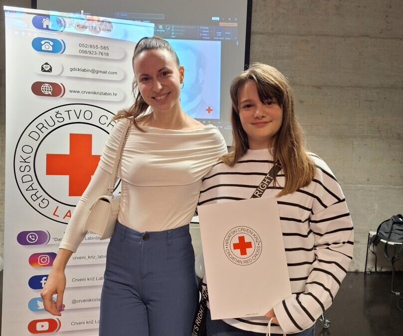 Sara Juran  pohvaljena za literarno stvaralaštvo na natječaju Crvenog križa