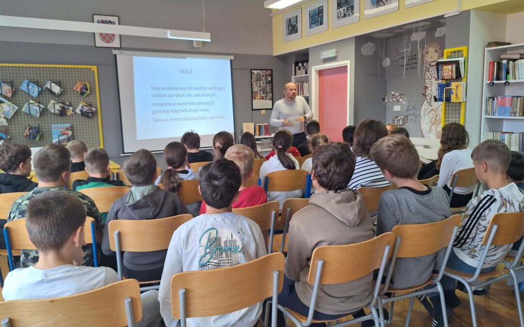 Robert Pavleković održao predavanja o prevenciji ovisnosti i nasilja