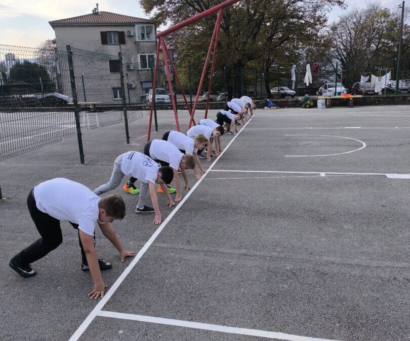 Univerzalna sportska škola